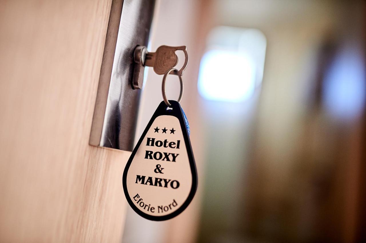 Hotel Roxy & Maryo- Restaurant -Terasa- Loc De Joaca Pentru Copii -Parcare Gratuita Западен Ефорие Екстериор снимка