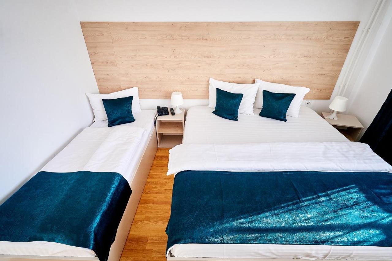 Hotel Roxy & Maryo Западен Ефорие Екстериор снимка