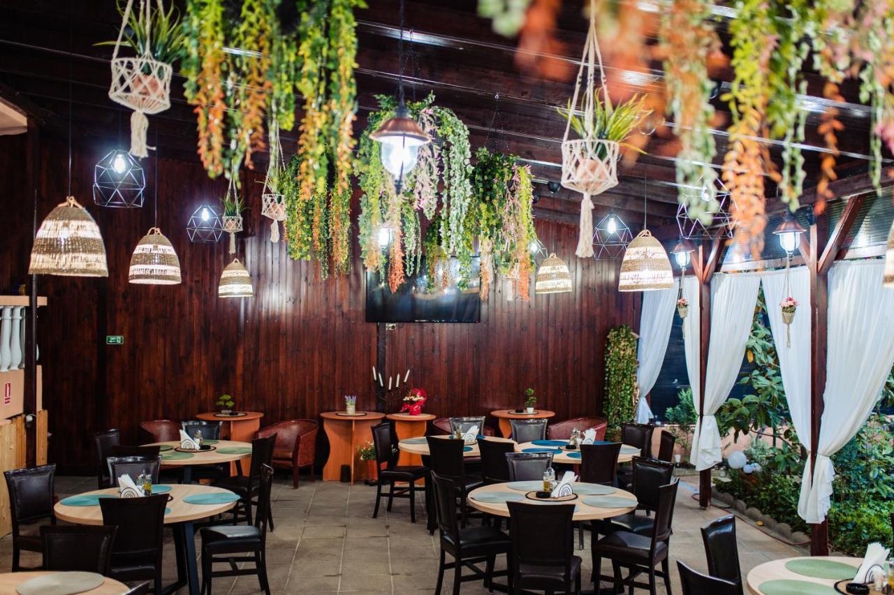 Hotel Roxy & Maryo Западен Ефорие Екстериор снимка