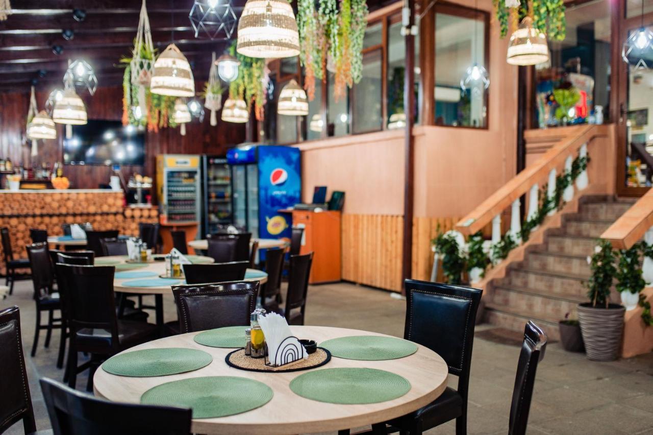 Hotel Roxy & Maryo Западен Ефорие Екстериор снимка