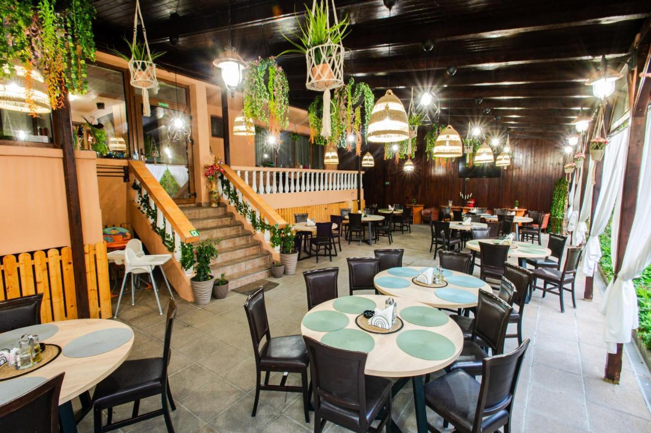 Hotel Roxy & Maryo Западен Ефорие Екстериор снимка