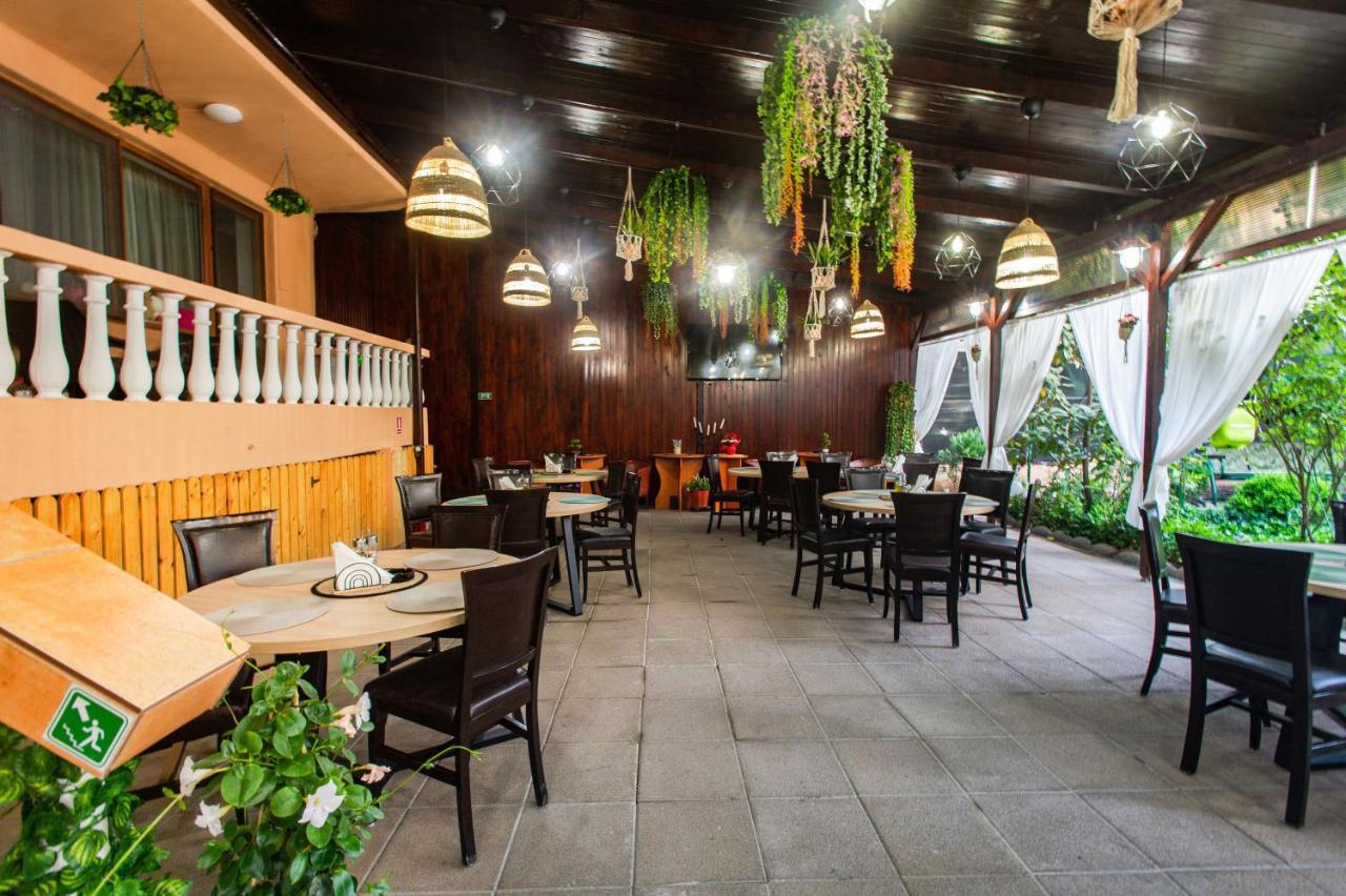 Hotel Roxy & Maryo Западен Ефорие Екстериор снимка