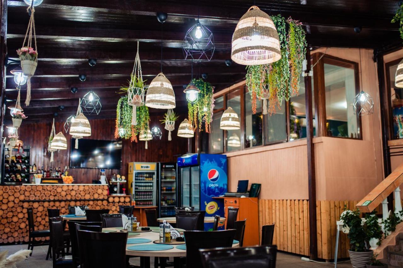 Hotel Roxy & Maryo Западен Ефорие Екстериор снимка