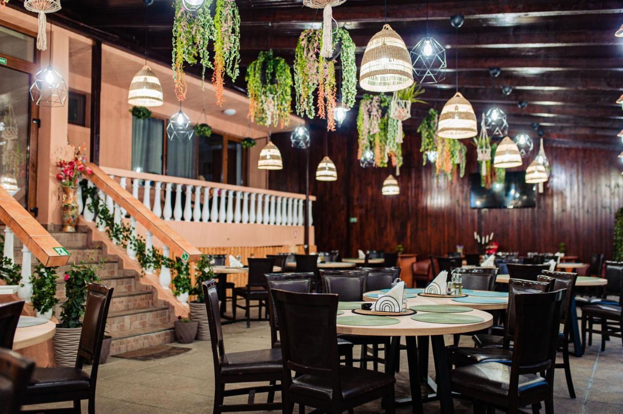 Hotel Roxy & Maryo Западен Ефорие Екстериор снимка
