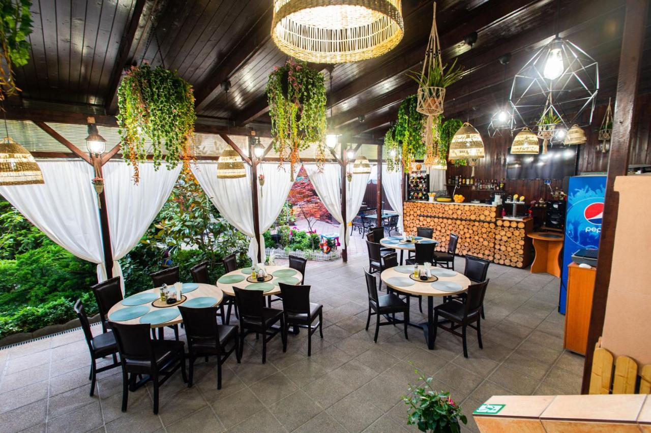 Hotel Roxy & Maryo Западен Ефорие Екстериор снимка